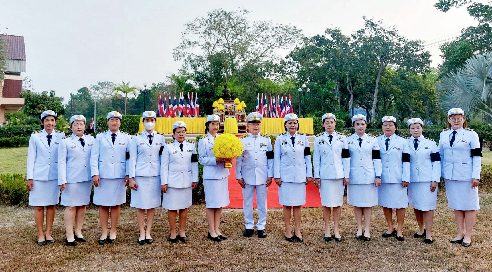 title - วันที่ 18 มกราคม 2569 นายวิทูล ปฏิรูปที่ดินจังหวัดปราจีนบุรี มอบหมายให้ ข้าราชการ  และเจ้าหน้าที่ ส.ป.ก.ปราจีนบุรี เข้าร่วมพิธี วางพานพุ่มถวายสักการะ ศาลสมเด็จพระนเรศวรมหาราช เนื่องในวันยุทธหัตถีของสมเด็จพระนเรศวรมหาราช